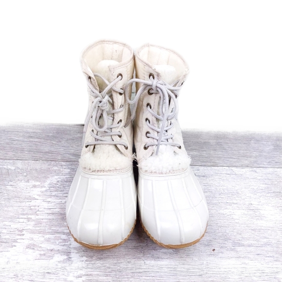 Winter White Womens Sherling Lined Duck Boots Size 10M EUC! By Sugar - Picture 4 of 9